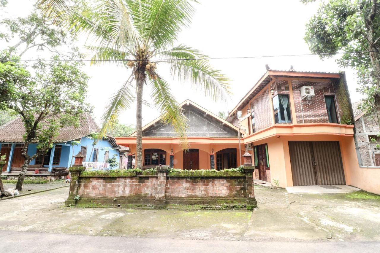Nurudin House Lejlighed Magelang Eksteriør billede